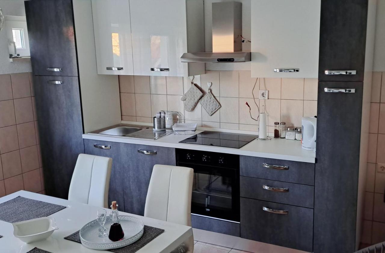 Kaštela Maria Apartments מראה חיצוני תמונה