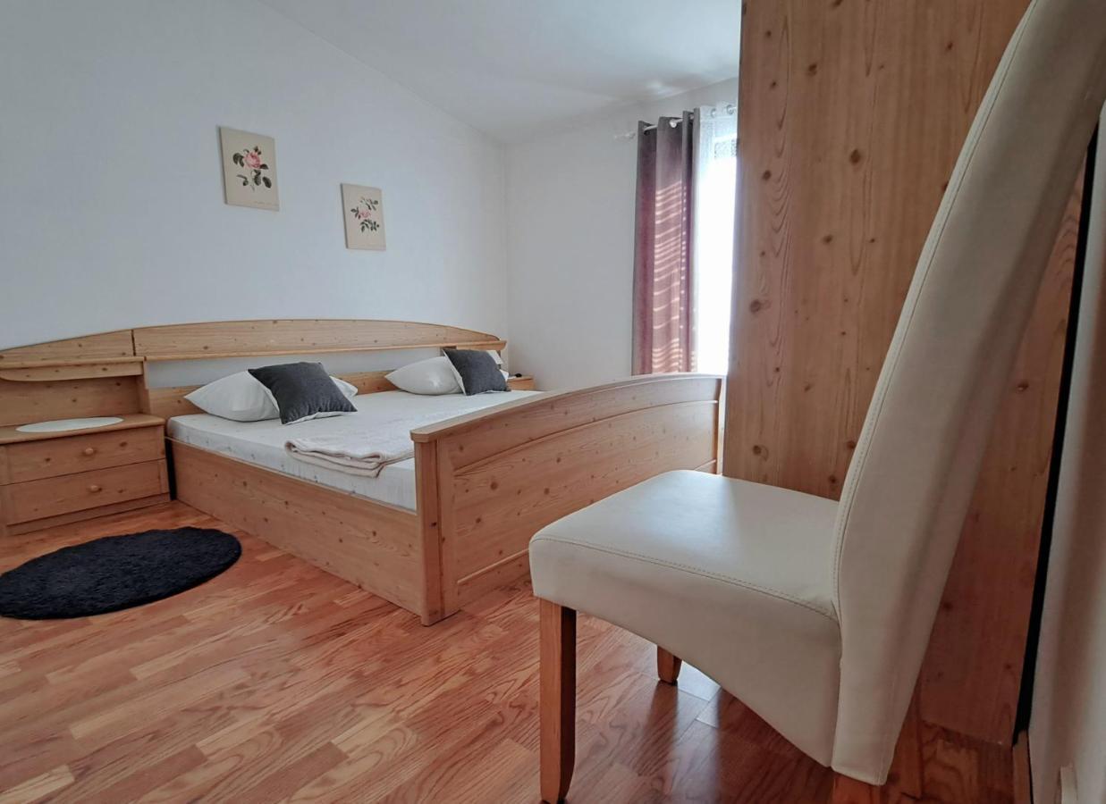 Kaštela Maria Apartments מראה חיצוני תמונה